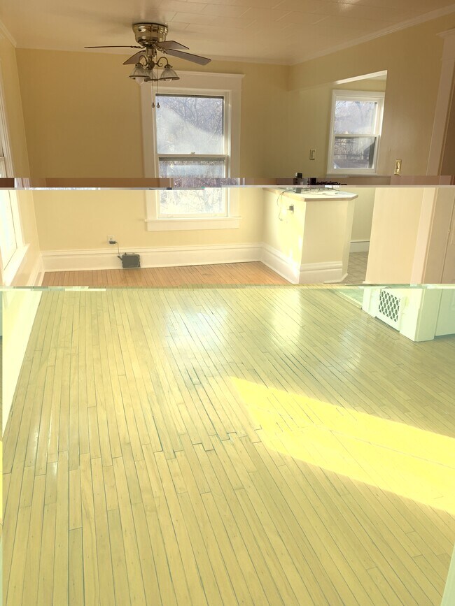 Building Photo - 628 37th St