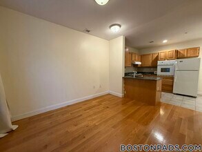 Building Photo - 90 Westland Ave