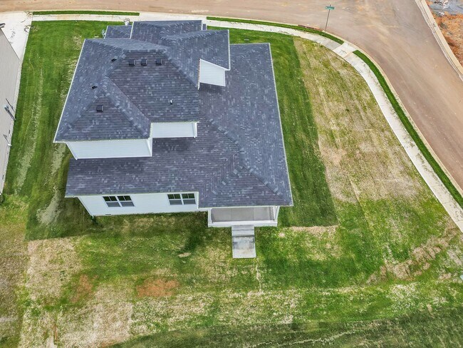 Building Photo - 1 Month Free! New Construction Ruby Floor ...