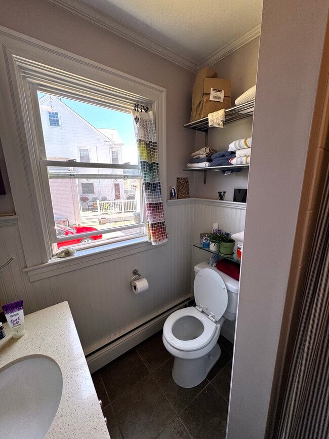 Bathroom - 178 Oak Hill Ave