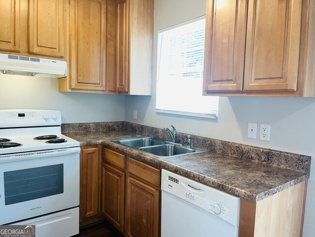 Building Photo - 605 Wilburn Ave