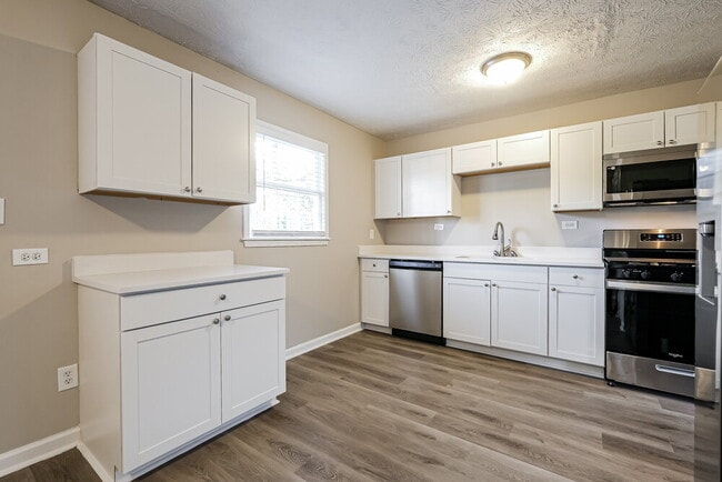 Building Photo - 4928 Spirit Ct SW