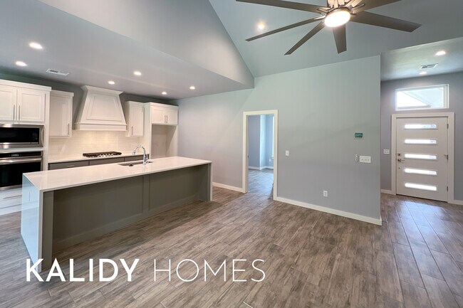 Building Photo - 17857 Salem Rd