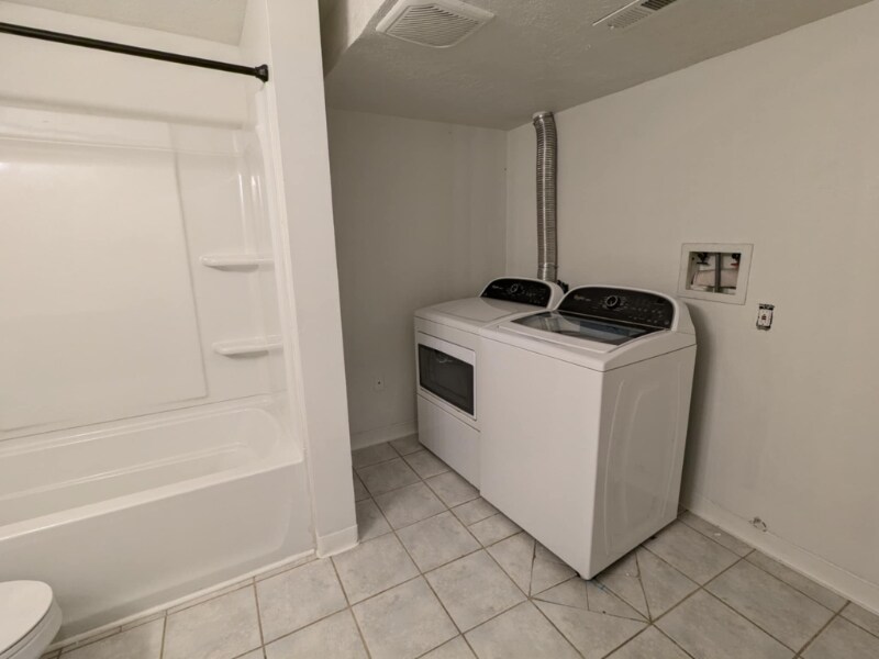 Building Photo - 341 E 2700 N