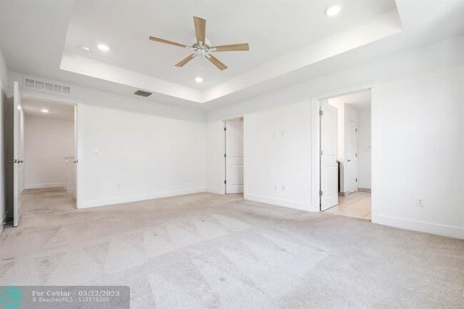 Building Photo - 210 Preserve Trl S