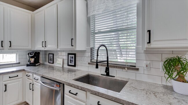 Building Photo - 20703 Emerald Spruce Ct