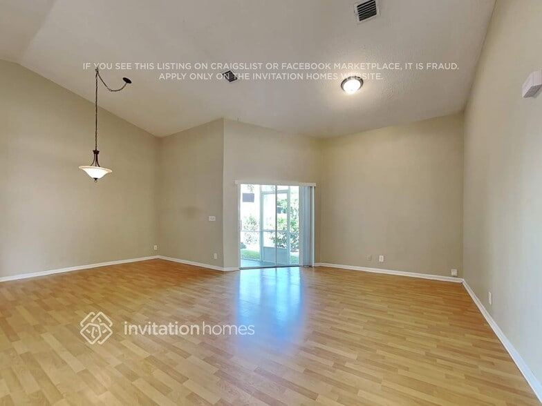 Building Photo - 5855 Eagle Cay Terrace