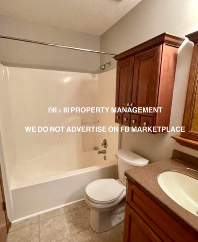 Building Photo - 515 Spring Ave