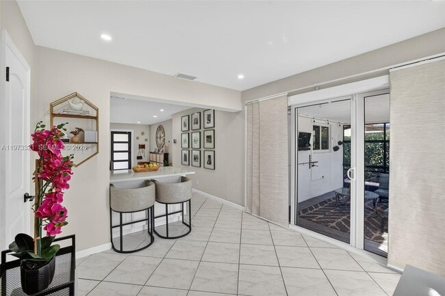 Building Photo - 252 SW 23rd St