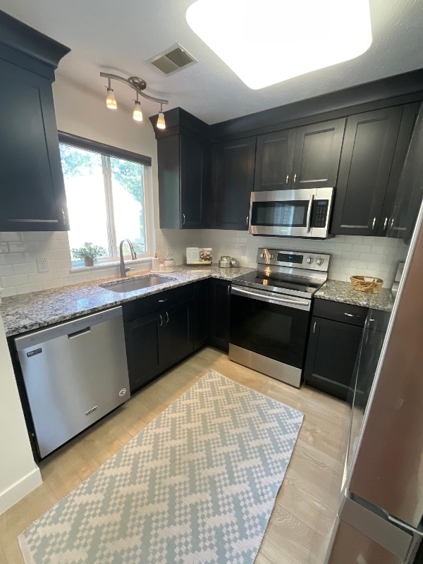 Building Photo - 6340 Quail Run Dr