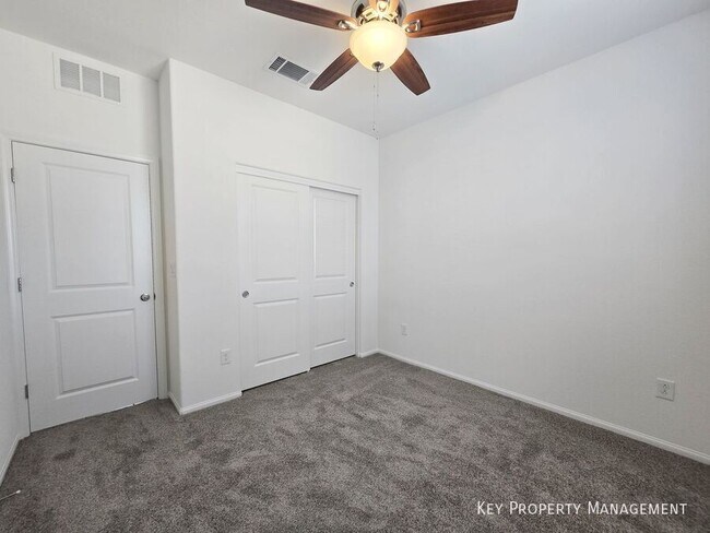 Building Photo - 5717 CRENELLATED St