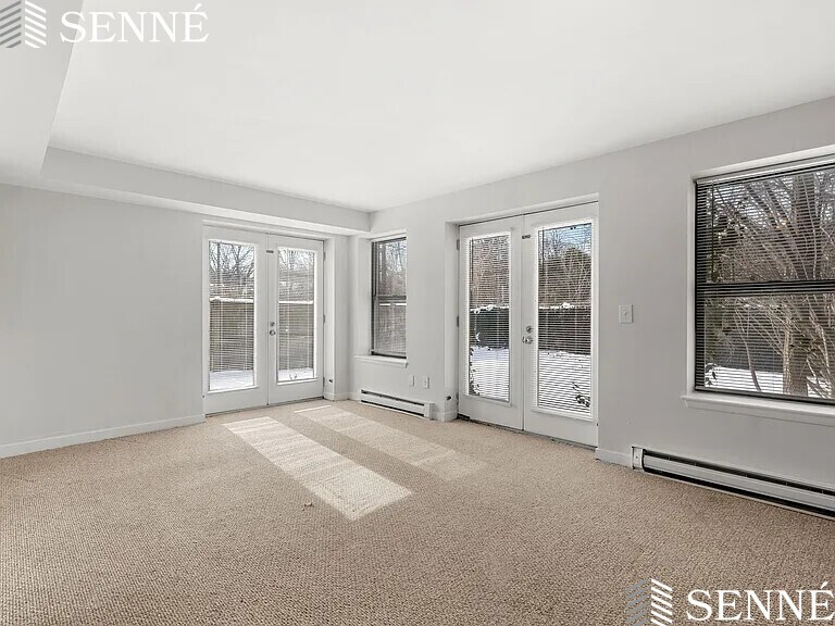 Building Photo - 71 Fulkerson St