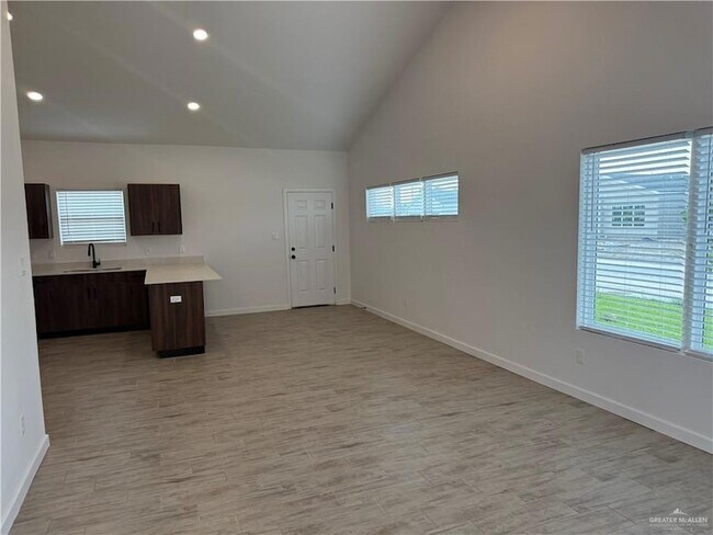 Building Photo - 2701 Brownjay Rd