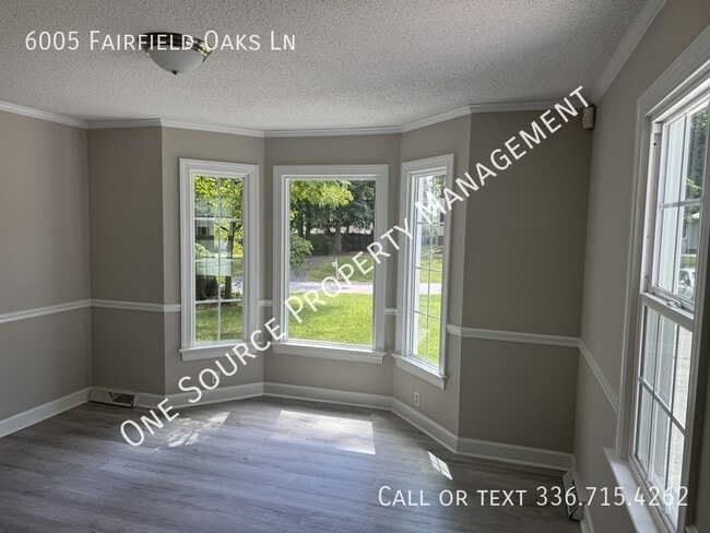 Building Photo - 6005 Fairfield Oaks Ln