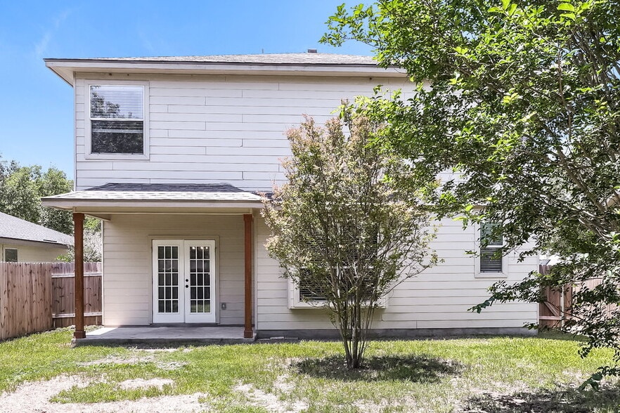 Building Photo - 2123 Dodge Dr