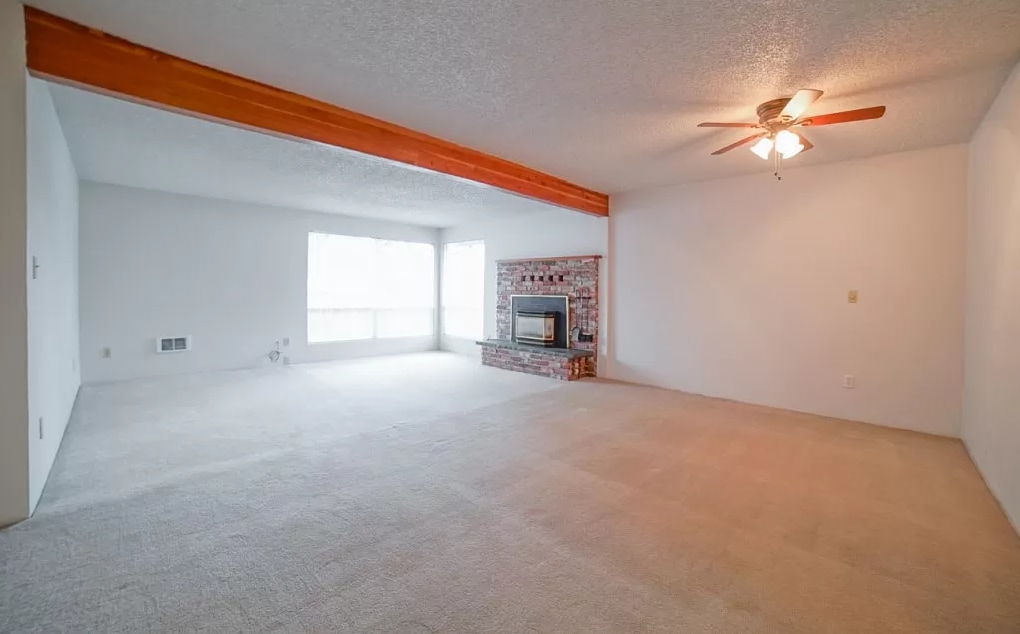 Building Photo - 1615 S 359th St