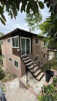 Building Photo - 2204 Fair Oak View Ter