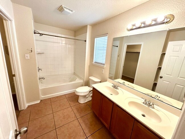 Building Photo - **MOVE IN SPECIAL** Welcome Home to Comfor...