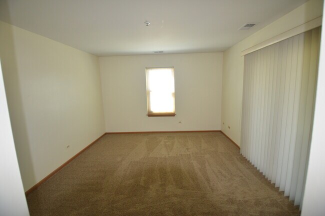 Building Photo - 641 Hapsfield Ln