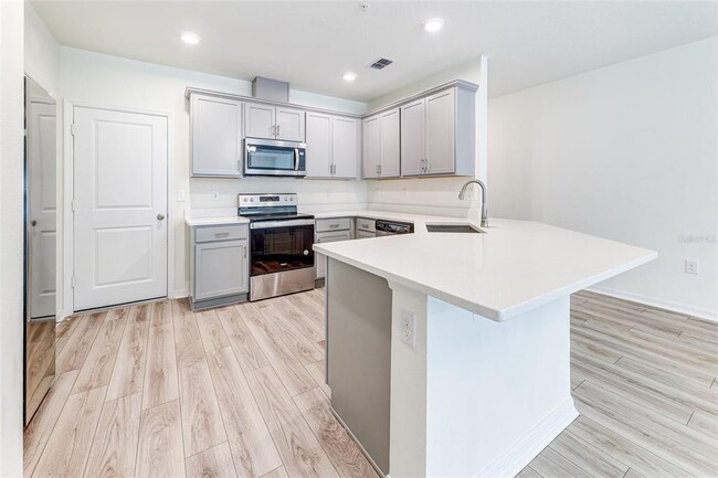 Building Photo - 2365 Carrabelle Wy