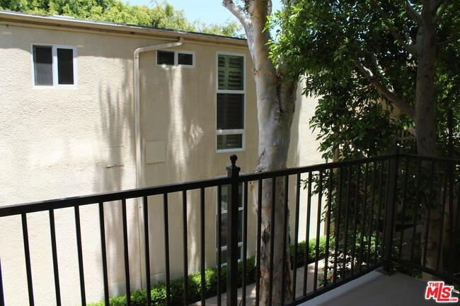 Building Photo - 23901 Civic Center Way