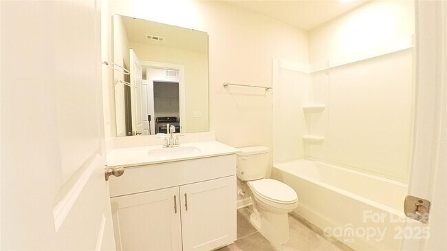 Building Photo - 2604 Greenmarket Dr