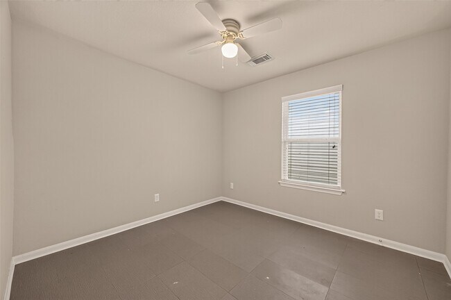 Building Photo - 13330 Belvedere Park Ct