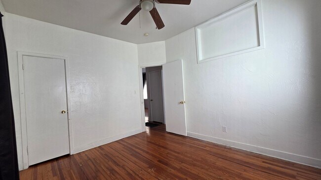 Building Photo - 2 Bedroom 1 Bath Single Family Home