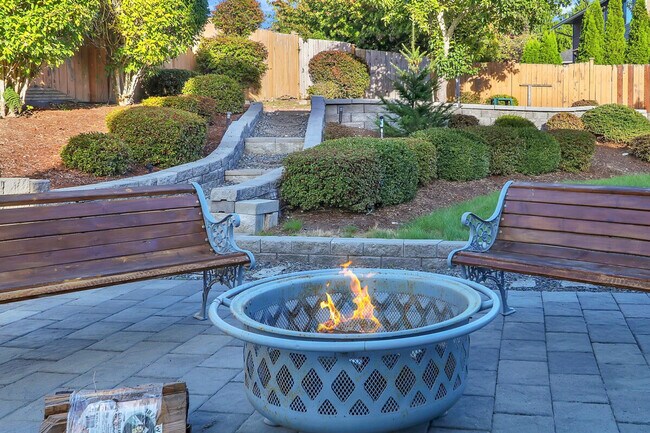 Building Photo - 7415 204th St SW