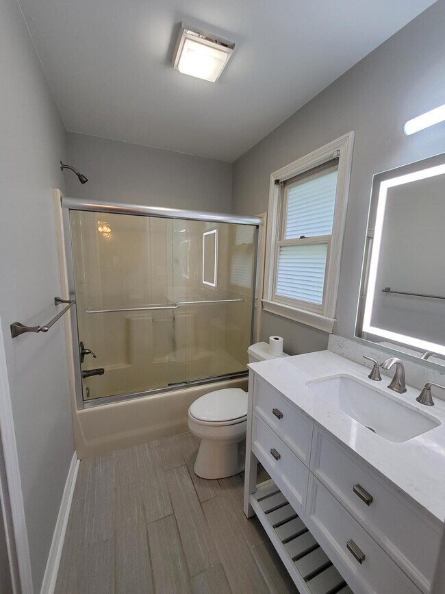 Building Photo - 2149 Palomar Trace Dr