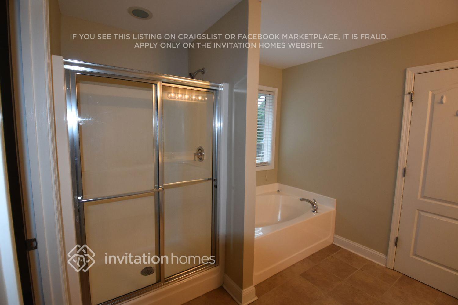Building Photo - 5591 Hickory Stone Dr