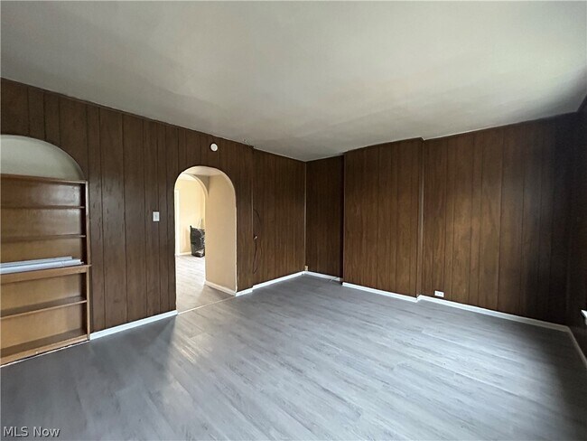 Building Photo - 3448 E 69th St