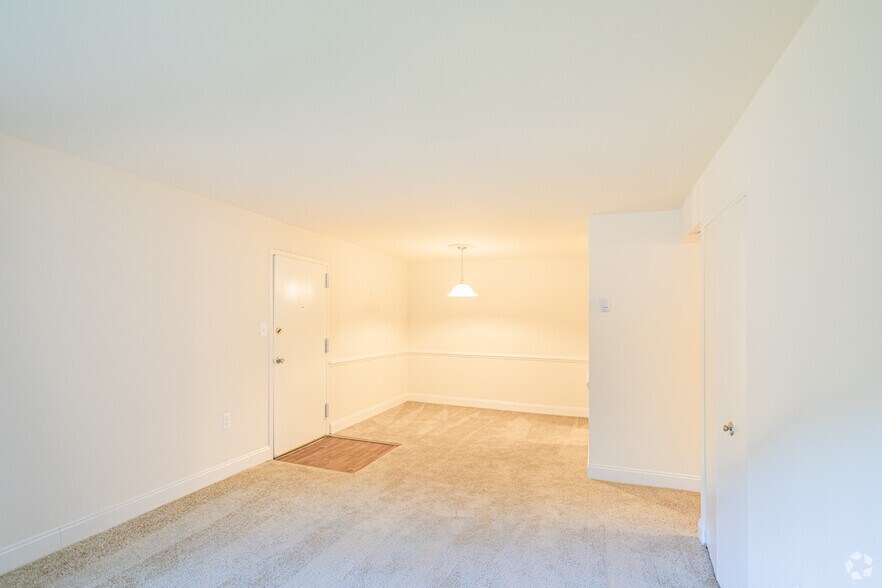 Forest Village Apartments 1300 Forest Vlg Fredericksburg VA 22401