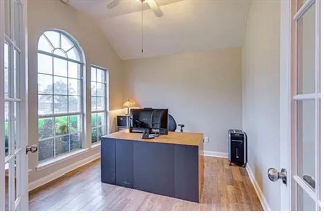 Building Photo - 7512 Brookview Dr