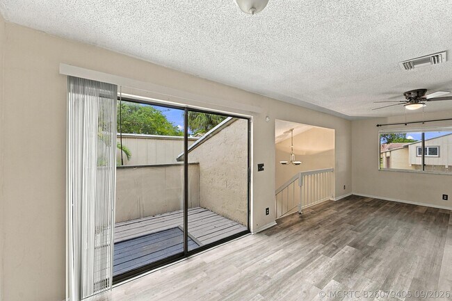 Building Photo - 5854 NW 21st St