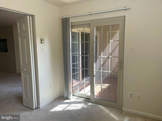 Building Photo - 12 Rain Flower Path