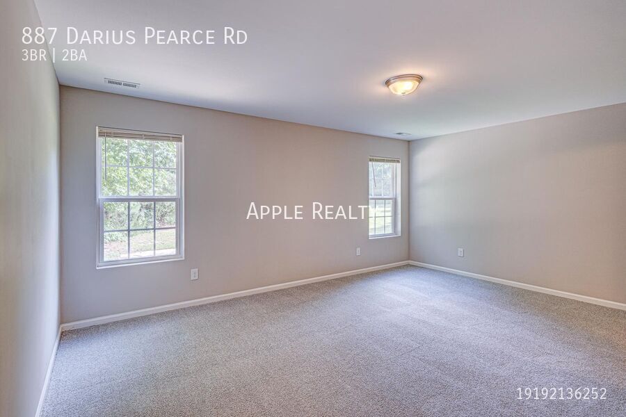 Building Photo - 887 Darius Pearce Rd