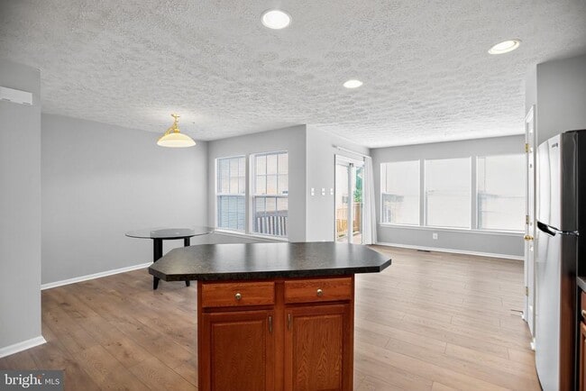 Building Photo - 9875 Decatur Rd