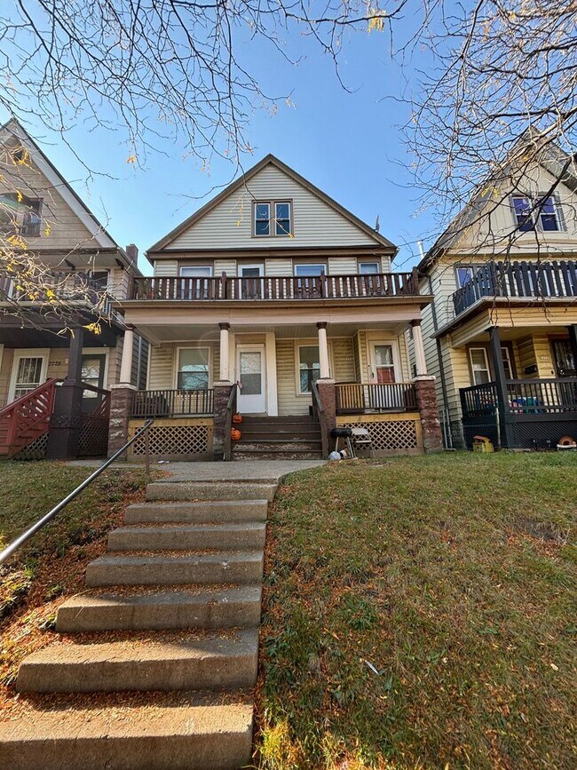 Primary Photo - 2229 N 40th St