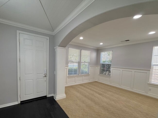 Building Photo - 35614 Bovard St