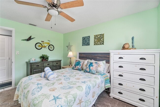 Building Photo - 11 2nd St