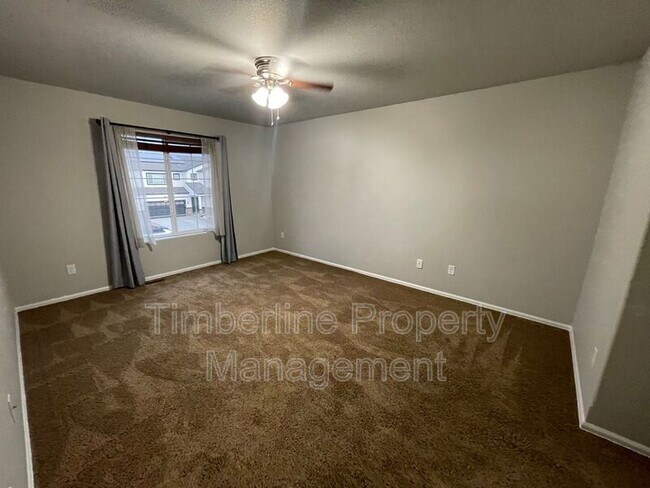 Building Photo - 8097 Hardwood Cir