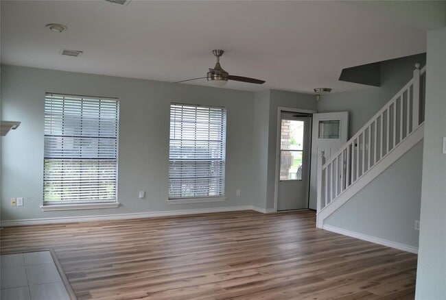 Building Photo - 2501 Autrey Dr