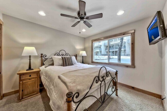 Building Photo - Monthly Summer/Winter Rental