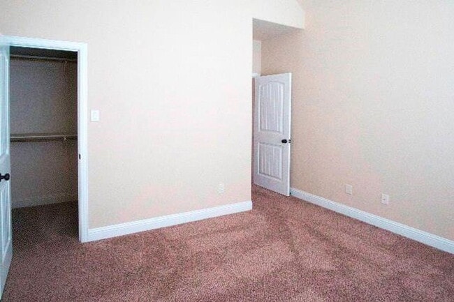 Building Photo - 739 Cedar Elm Trail