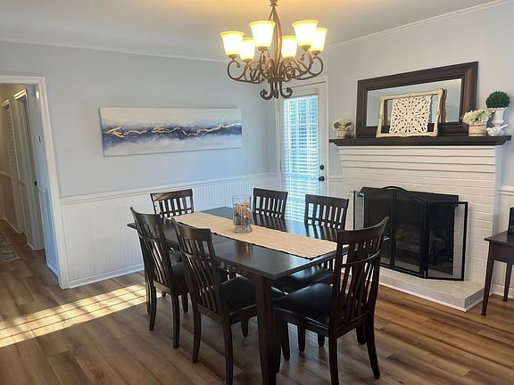 Building Photo - 233 Jeb Stuart Dr