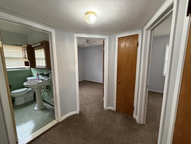 Building Photo - 3106 Shawnee Ave