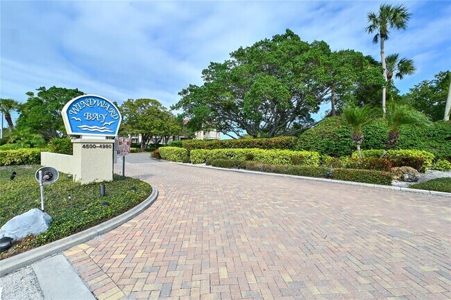 Building Photo - 4800 Gulf of Mexico Dr