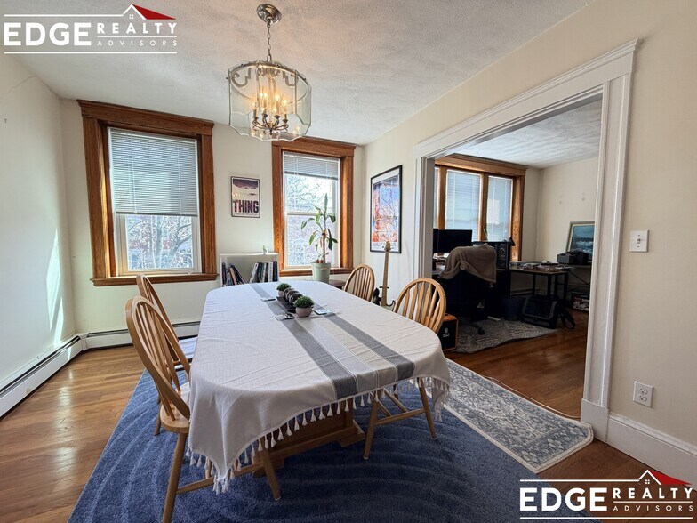 Building Photo - 22 Wallingford Rd