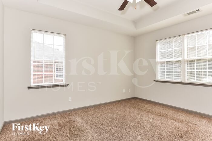 Building Photo - 983 Treymont Way SW